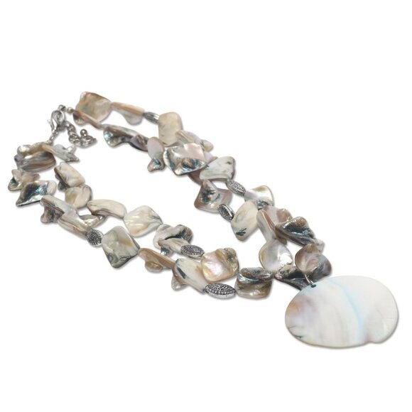 Vintage Iridescent Pearl Mother of Pearl Shell Necklace & Earring Set White Blue - Picture 2 of 12